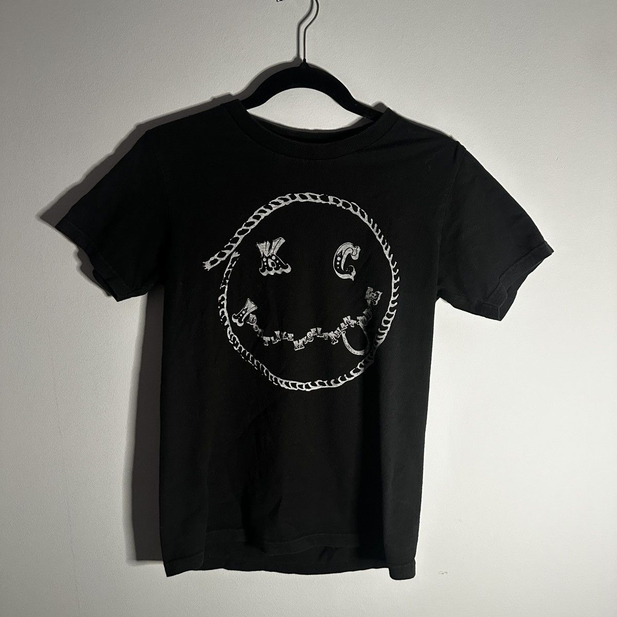 Number (N)ine NUMBER NINE SS07 KURT COBAIN SMILEY T SHIRT | Grailed