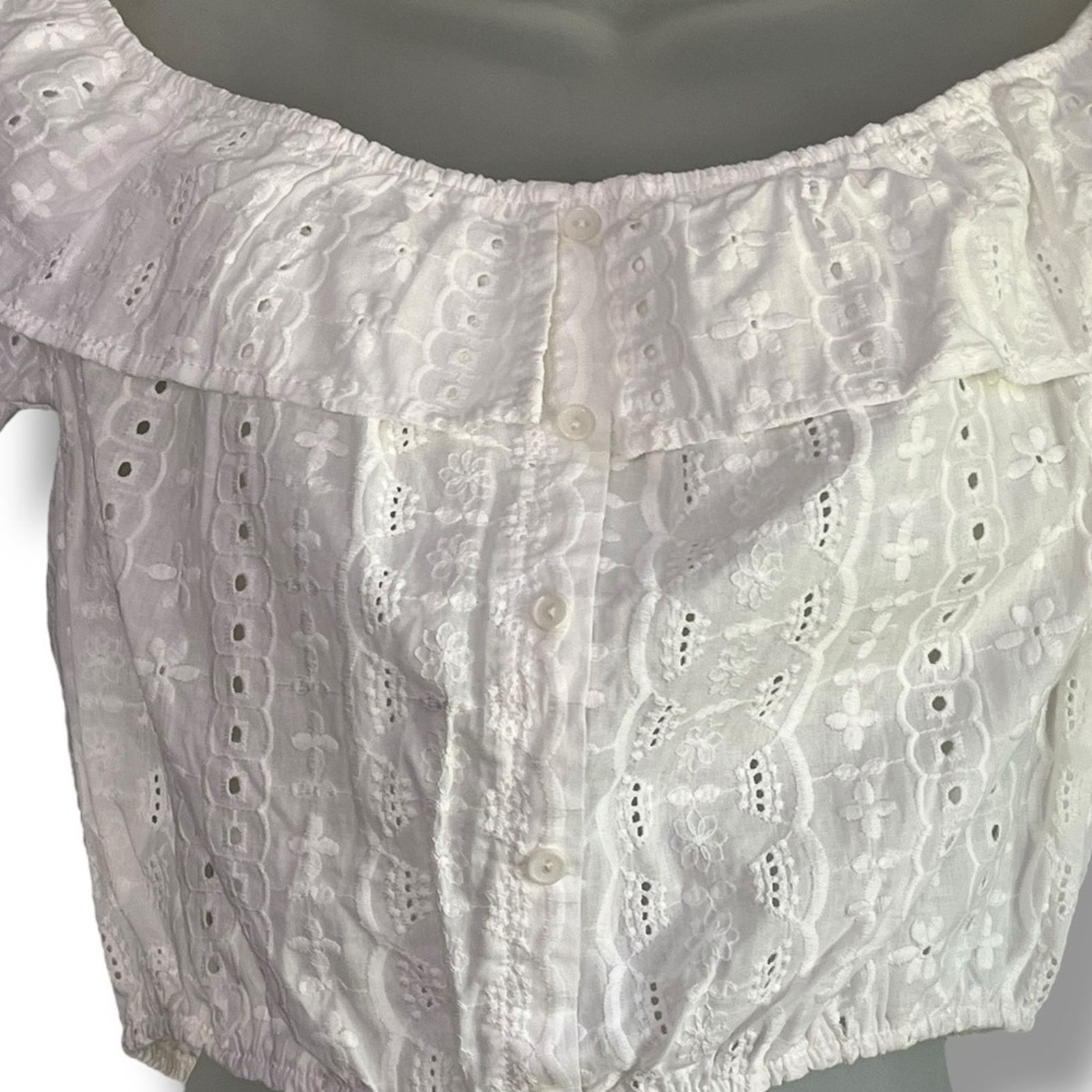 Other Ardene eyelet off the shoulder cropped summer top Size M / US 6-8 / IT 42-44 - 3 Thumbnail