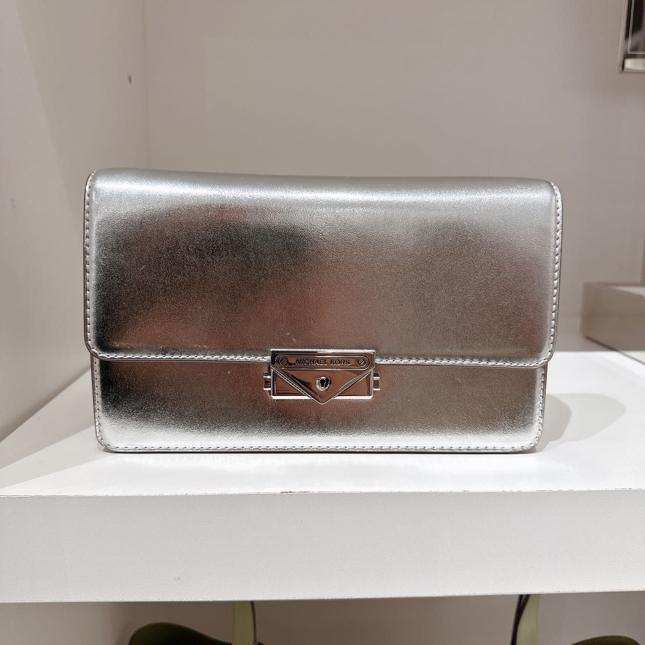 Michael Kors Michael Kors 35F2S0EC6M Cece Medium Metallic Faux Leather Size ONE SIZE - 2 Thumbnail