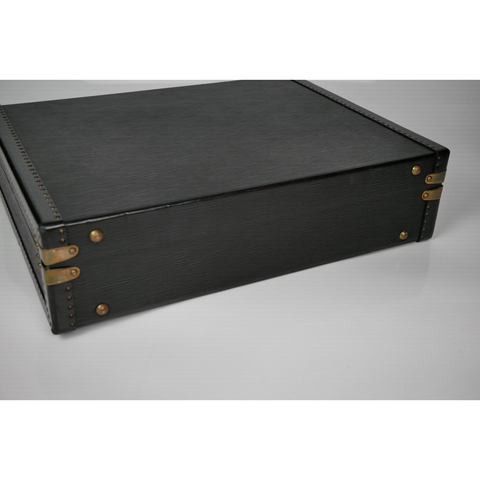 Louis Vuitton Louis Vuitton Epi Leather President Briefcase Size ONE SIZE - 6 Thumbnail