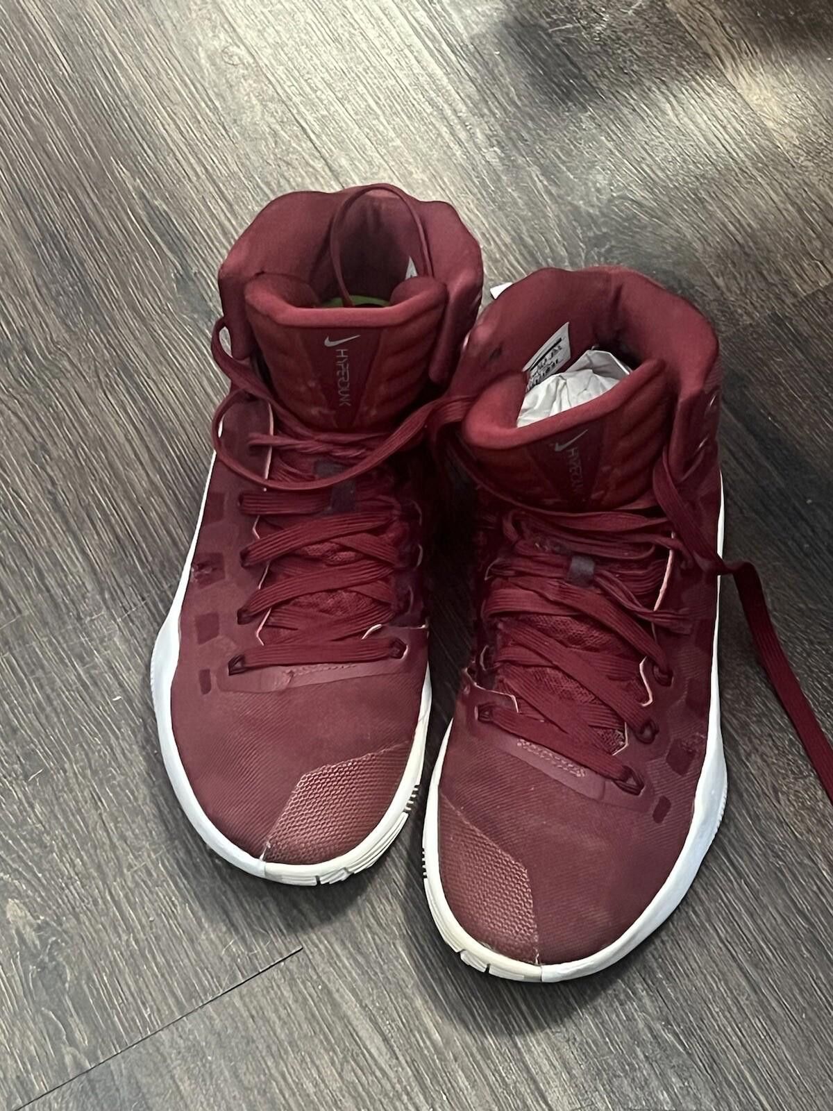 Nike Size 6.5 - Nike Hyperdunk Basketball Mid Burgundy Size US 6.5 / EU 39-40 - 1 Thumbnail