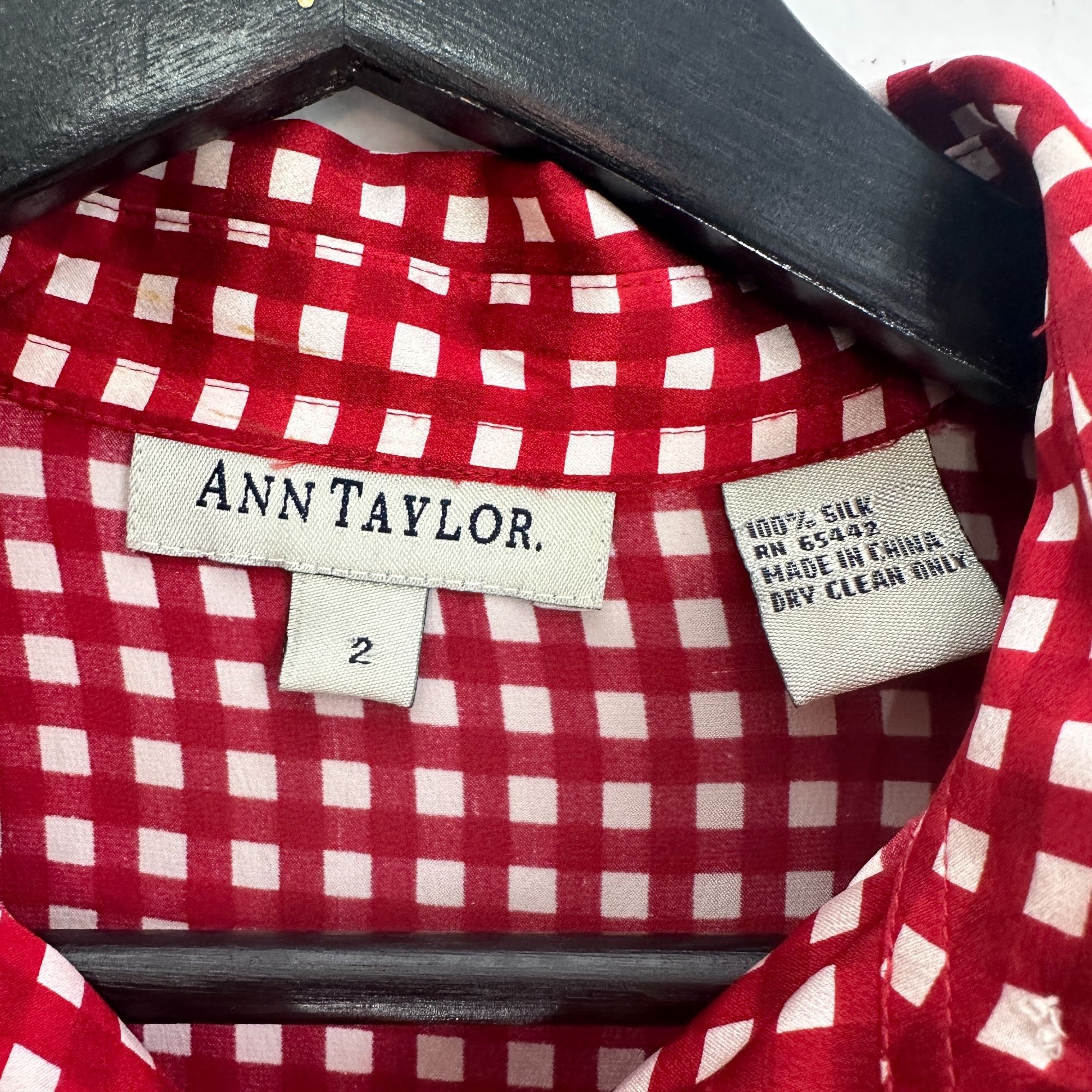 Ann Taylor Ann Taylor Silk Red and White Gingham Checkered Long Sleeve Size XS / US 0-2 / IT 36-38 - 6 Thumbnail