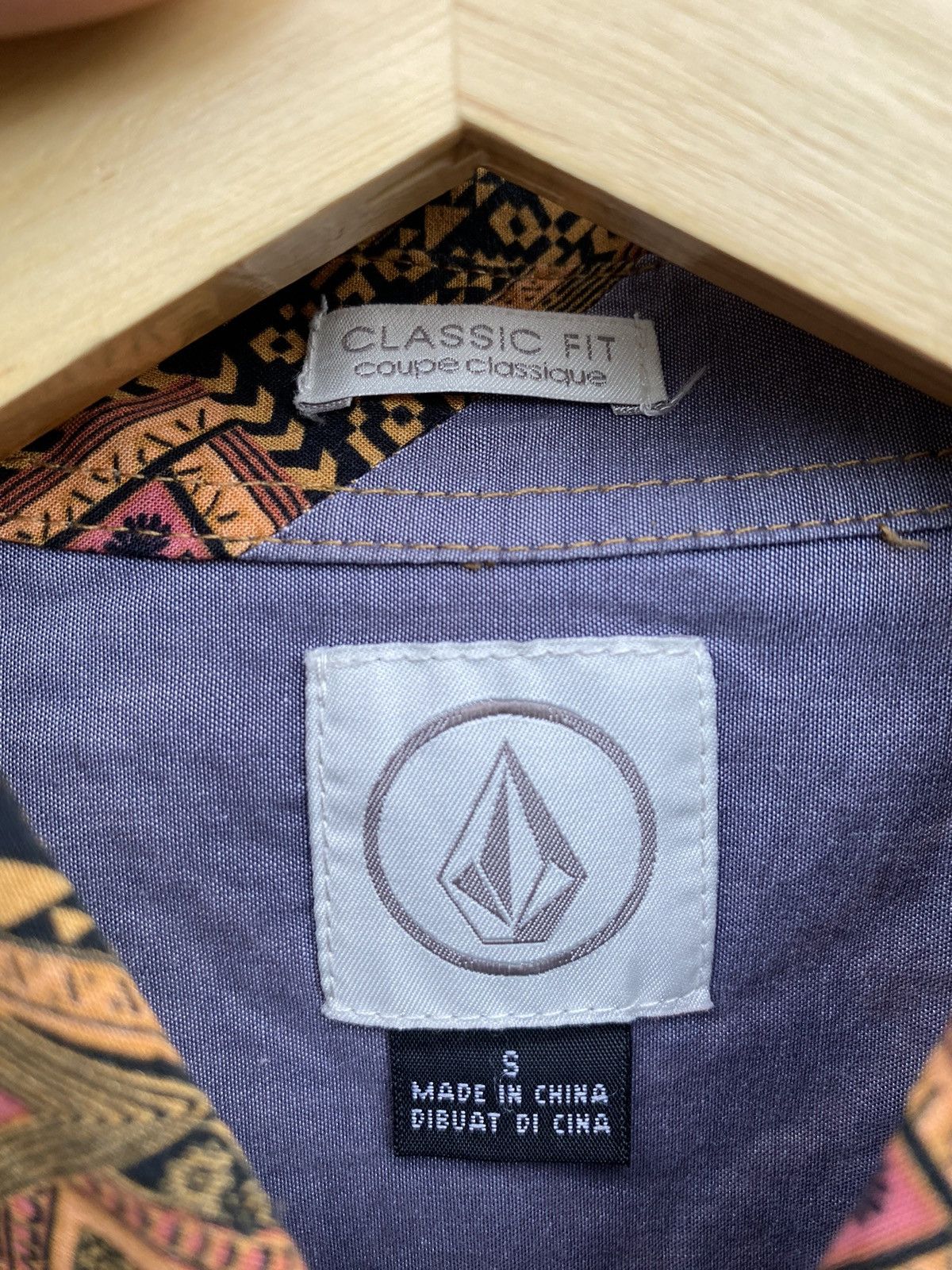 Volcom Volcom Stone Graphic Triangle Print Traditional Batik Style Size US S / EU 44-46 / 1 - 11 Thumbnail