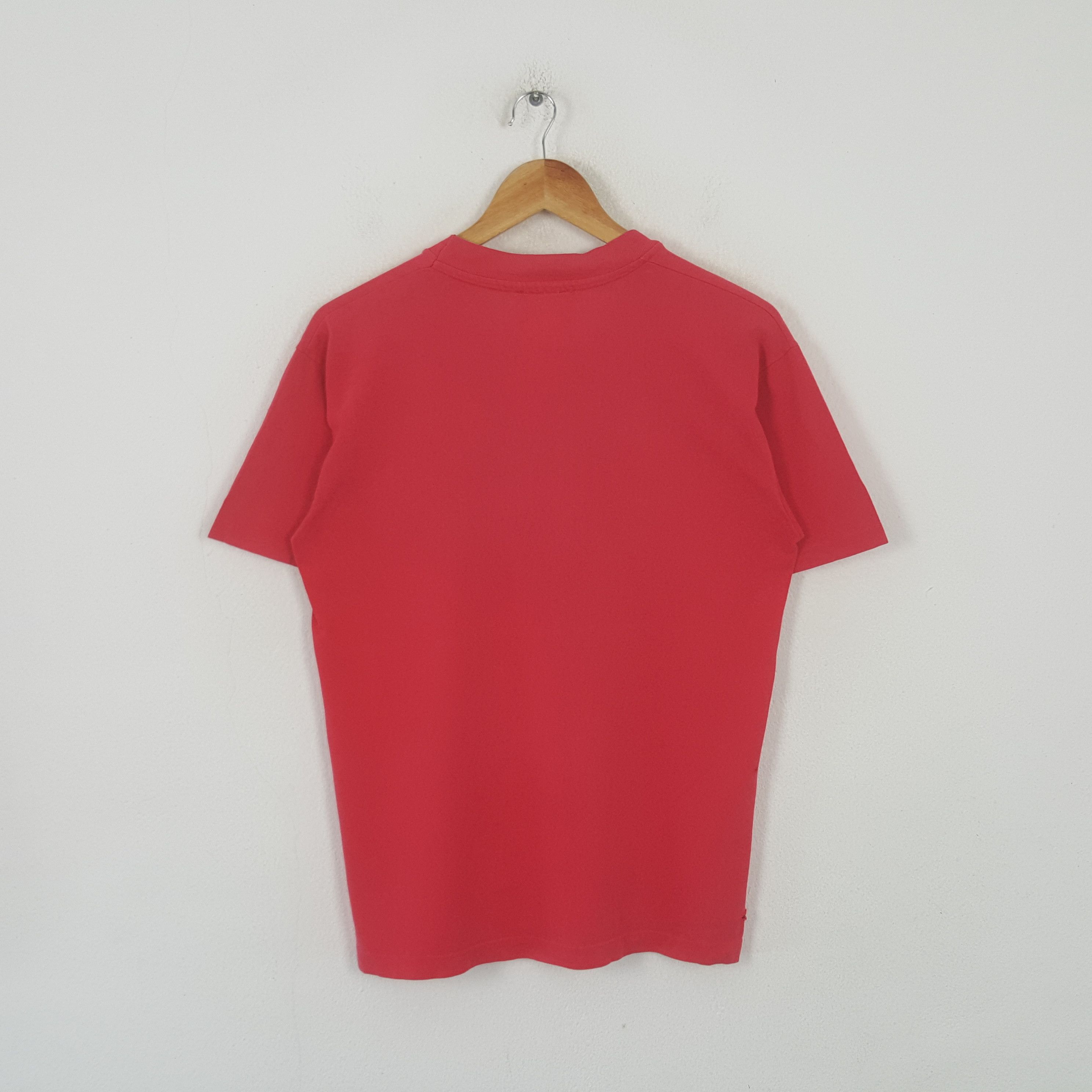 Vintage Vintage Bitch Skateboard USA Tshirt RR11 Size US M / EU 48-50 / 2 - 3 Thumbnail