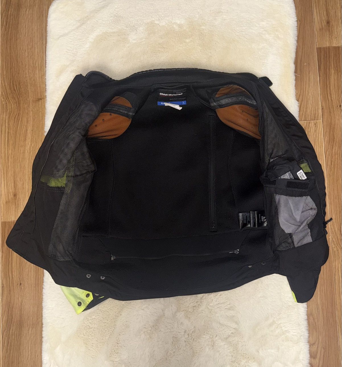 BMW BMW Motorrad AirShell Jacket Size US L / EU 52-54 / 3 - 7 Thumbnail