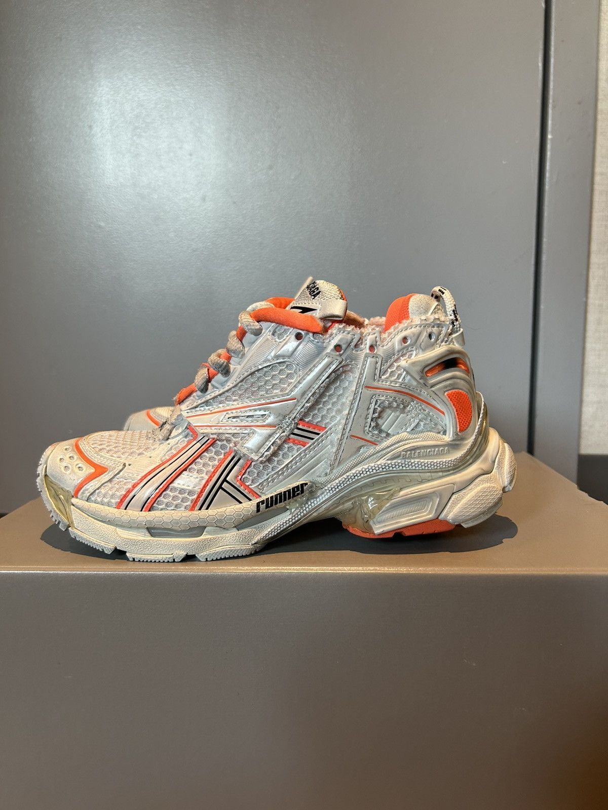 Balenciaga Balenciaga Track Runner Fluo Orange Low Top Sneaker Size US 4 / IT 34 - 2 Thumbnail