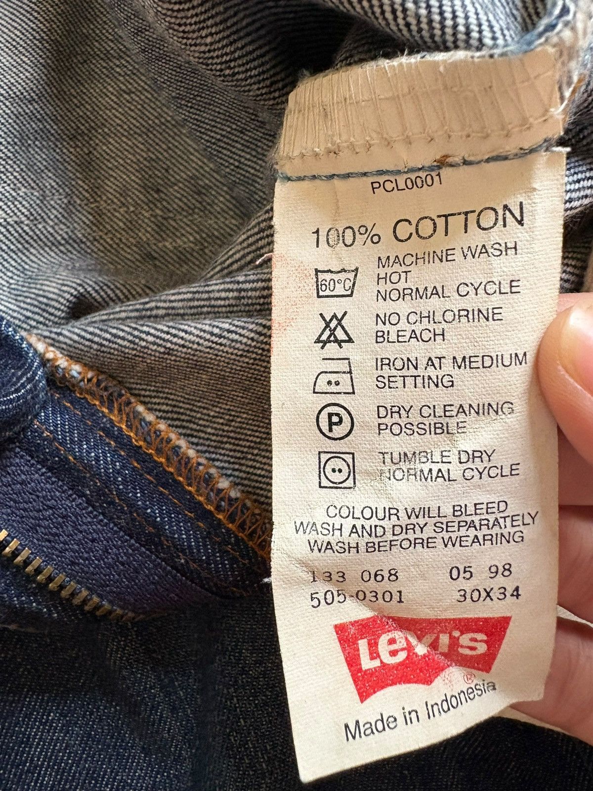 Levi's Vintage 90s Levis 505 Blue Wash Distressed Jeans Size US 29 - 11 Thumbnail