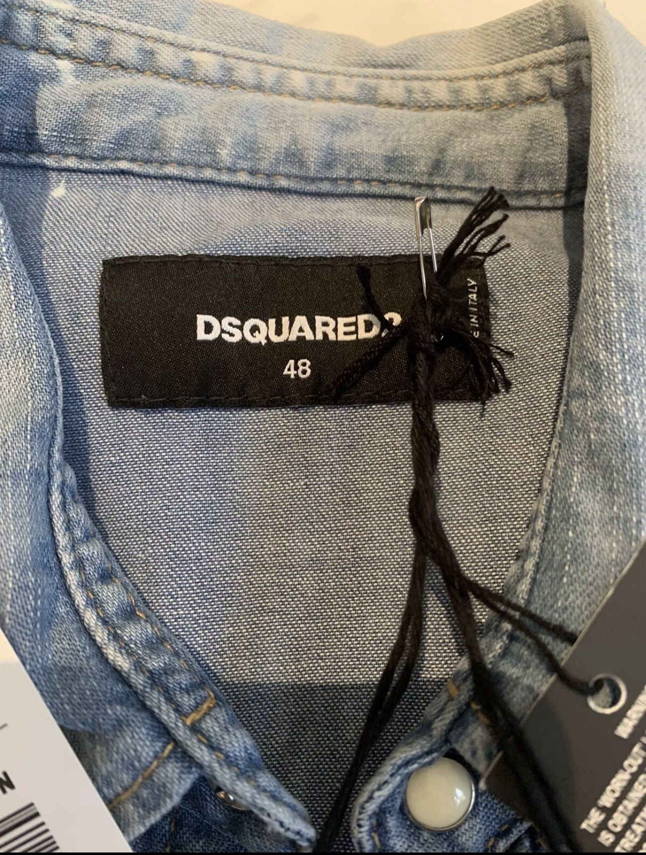 Dsquared2 DSQUARED2 Dsquared2 Light Wash Blue Bob Denim Shirt Size 48 Size US M / EU 48-50 / 2 - 4 Thumbnail