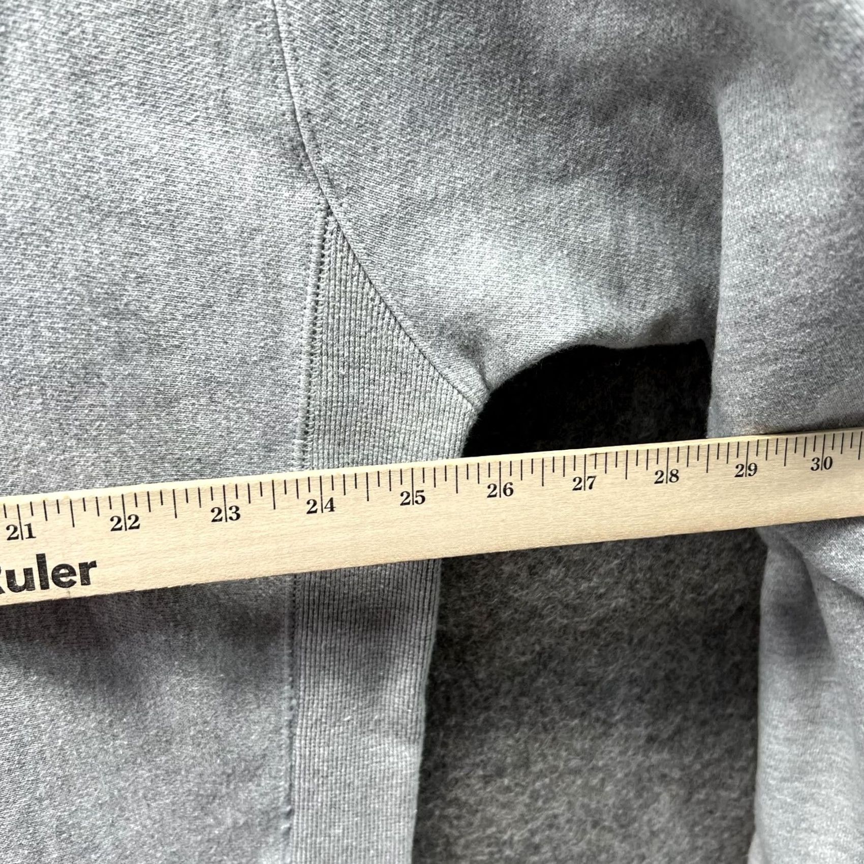 Champion VINTAGE Champion Sweatshirt Men XL Gray Fleece University Reverse Weave Pullover VTG Crew Neck Long Sleeve Size US XL / EU 56 / 4 - 7 Thumbnail