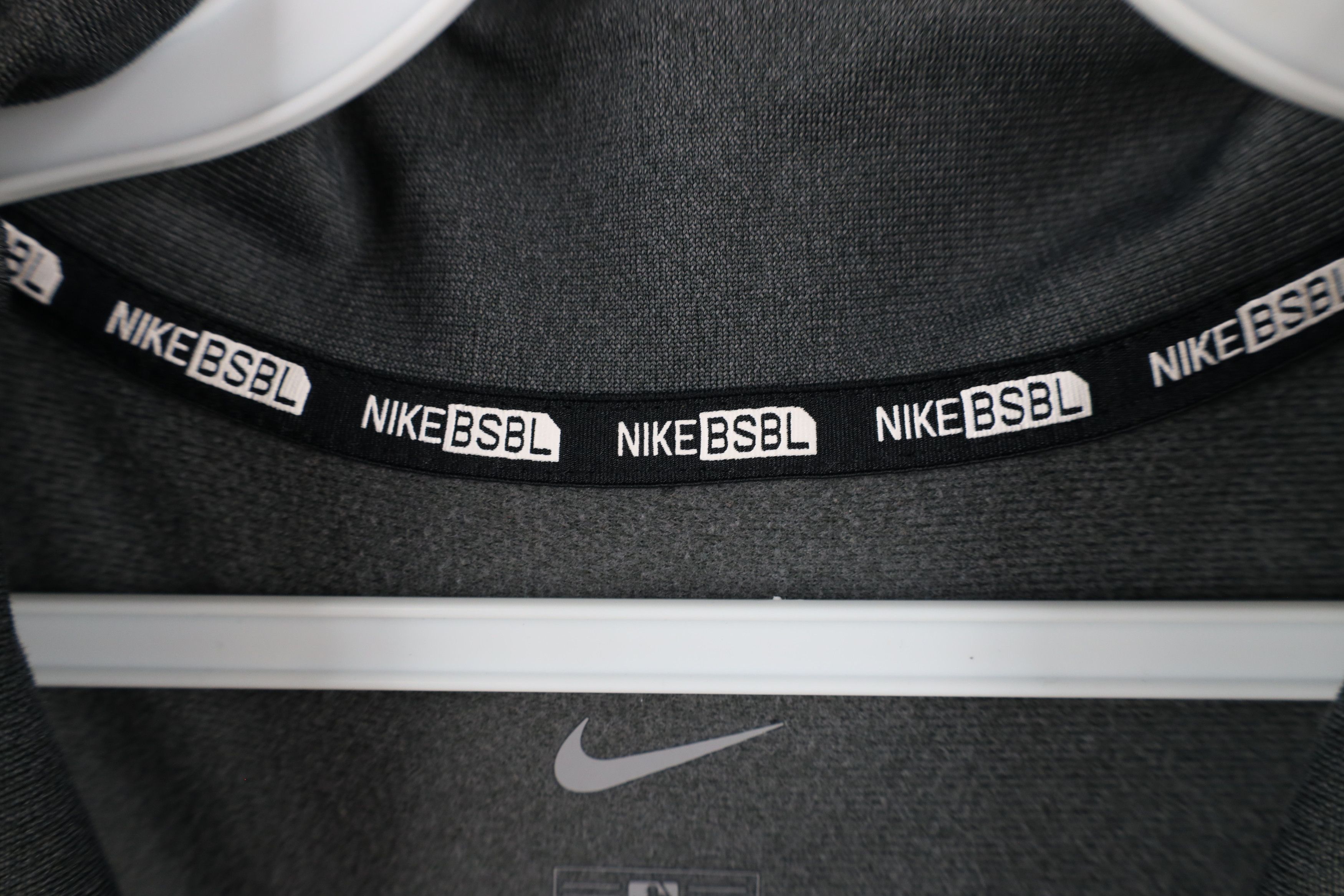 Nike × Vintage Nike Baseball Cleveland Indians Half Zip Pullover Top Size US XL / EU 56 / 4 - 10 Thumbnail