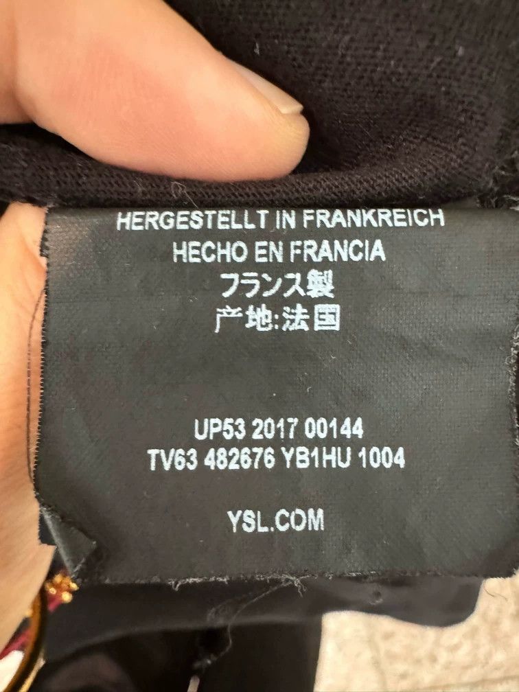 Yves Saint Laurent Yves Saint Laurent Saint Laurent Classic Short Sleeve T-Sh Size US S / EU 44-46 / 1 - 4 Thumbnail
