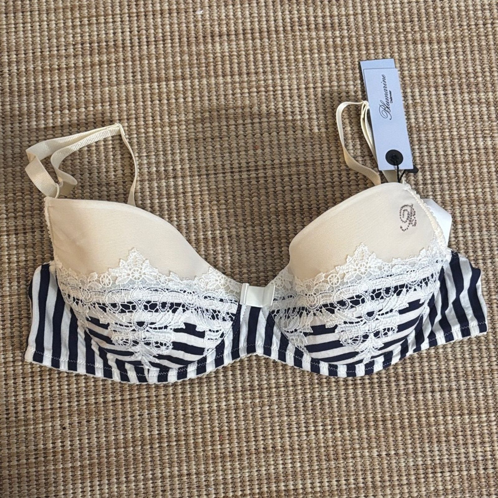 La Perla NWT La Perla Cream and Navy Lace Bra Women's Size L Size ONE SIZE - 1 Thumbnail