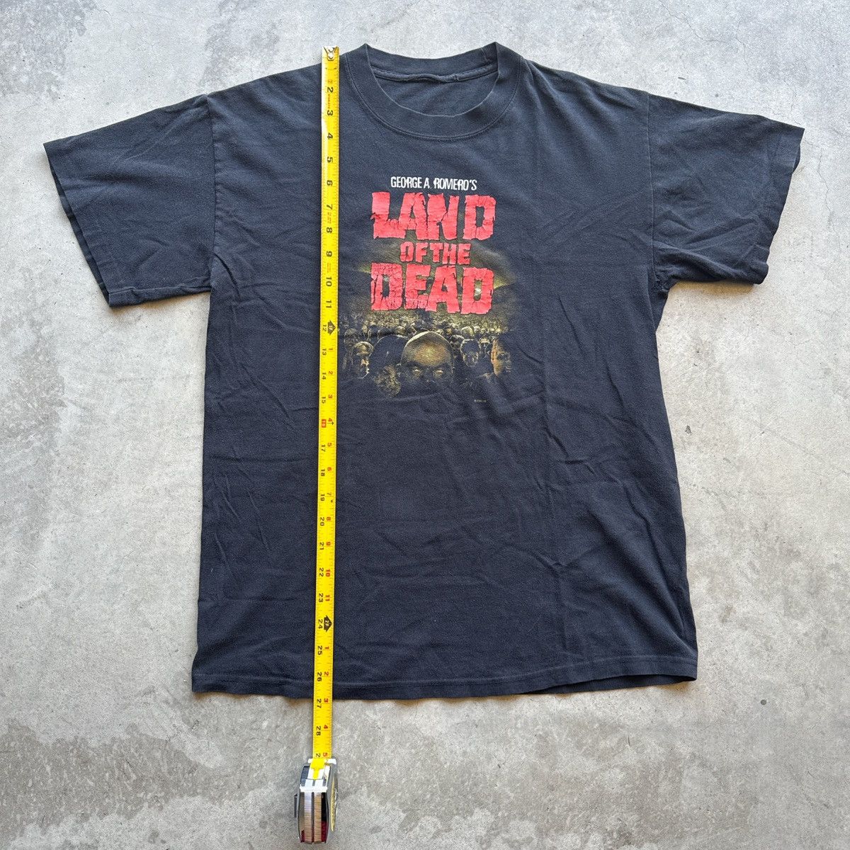 Vintage Vintage 2005 Land of the Dead black cotton Tee Size US M / EU 48-50 / 2 - 7 Thumbnail