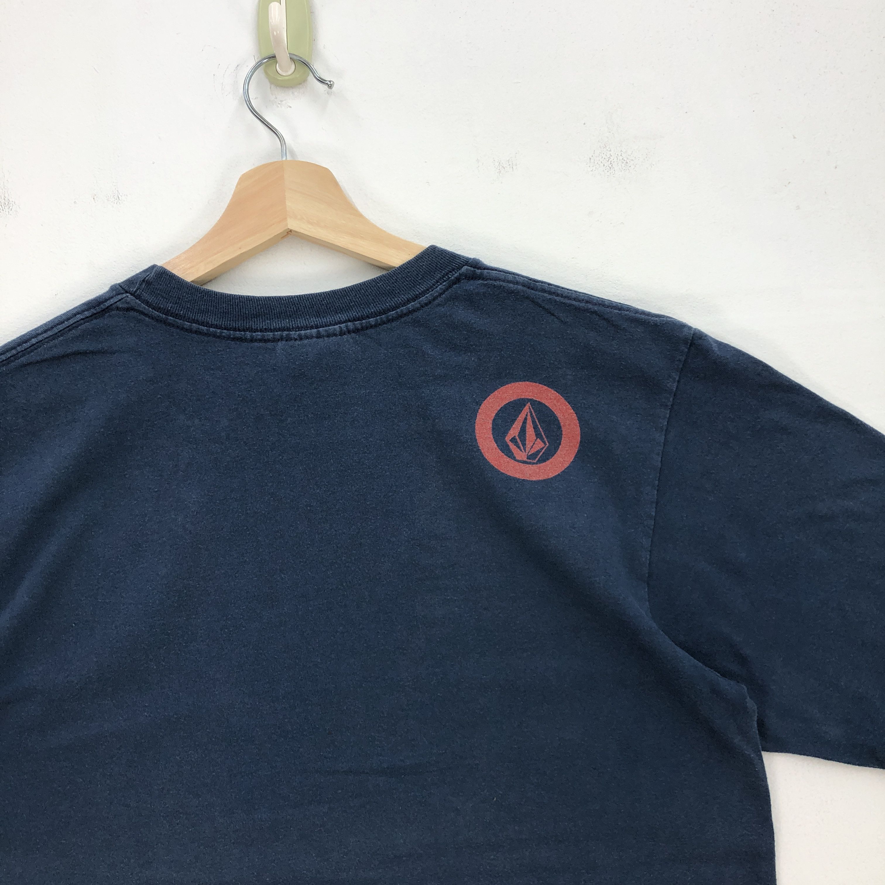 Volcom Vintage Y2K Volcom T Shirt Surfing Surfwear Volcom Tees Size US M / EU 48-50 / 2 - 4 Thumbnail