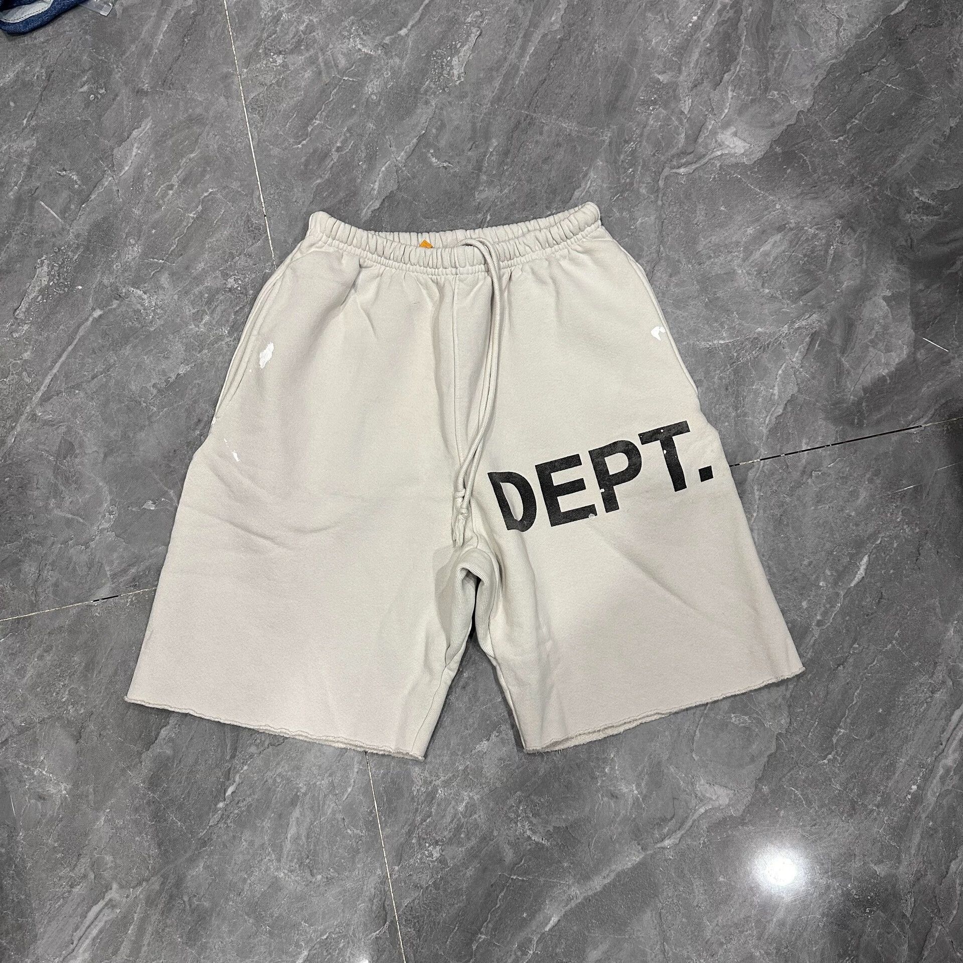 Gallery Dept. Gallery Dept. Distressed Beige Denim Shorts Size US 28 / EU 44 - 1 Thumbnail