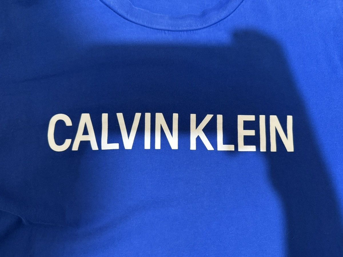 Calvin Klein Calvin Klein Tshirt Size US M / EU 48-50 / 2 - 2 Thumbnail