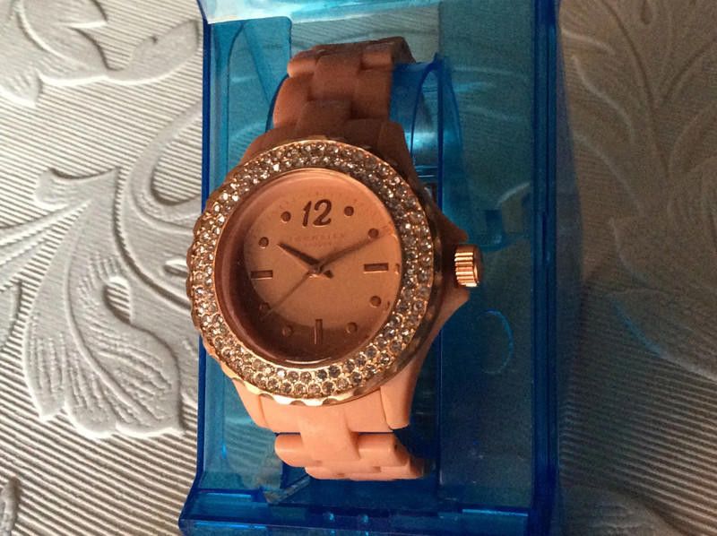 Designer Identity beach soft ladies watch Size ONE SIZE - 5 Thumbnail