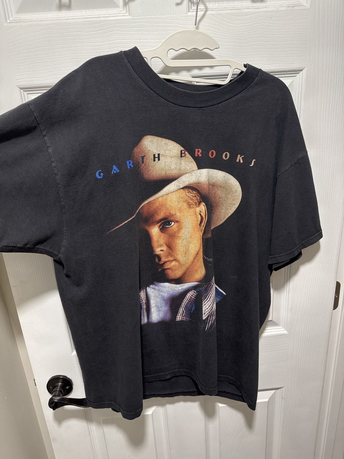 Hanes Garth Brooks Vintage T-Shirt Size US XL / EU 56 / 4 - 1 Thumbnail