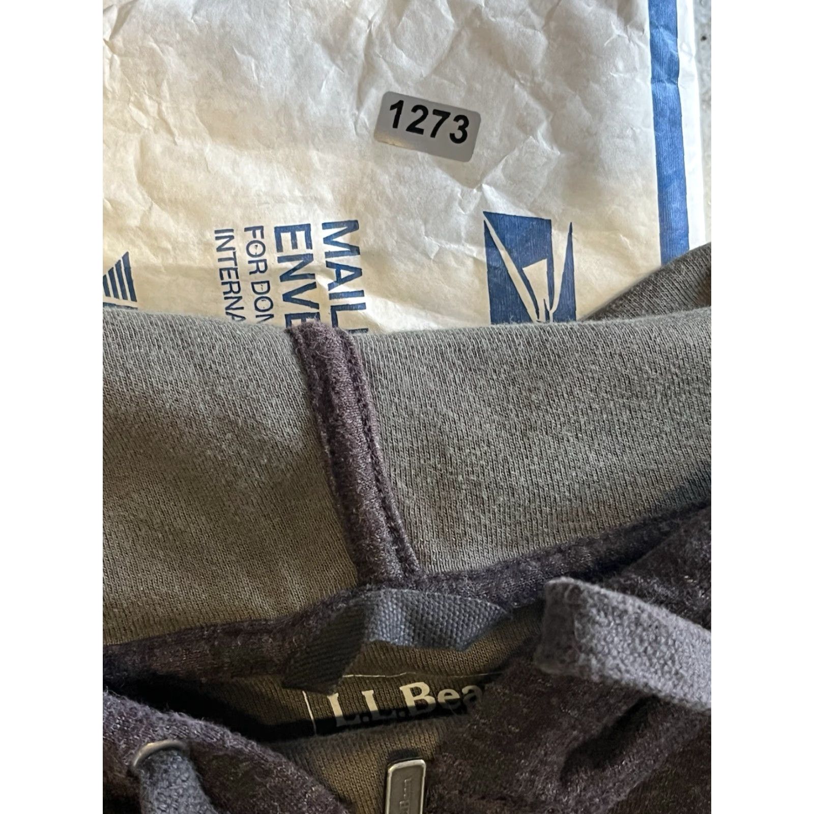 Vintage L.L. Bean Men's Dark Gray Full Zip Hoodie Long Sleeve XL Raglan Sleeve Zipper Logo Pullover Lightweight Activewear Stand-Up Collar Outdoor Size US XL / EU 56 / 4 - 8 Thumbnail