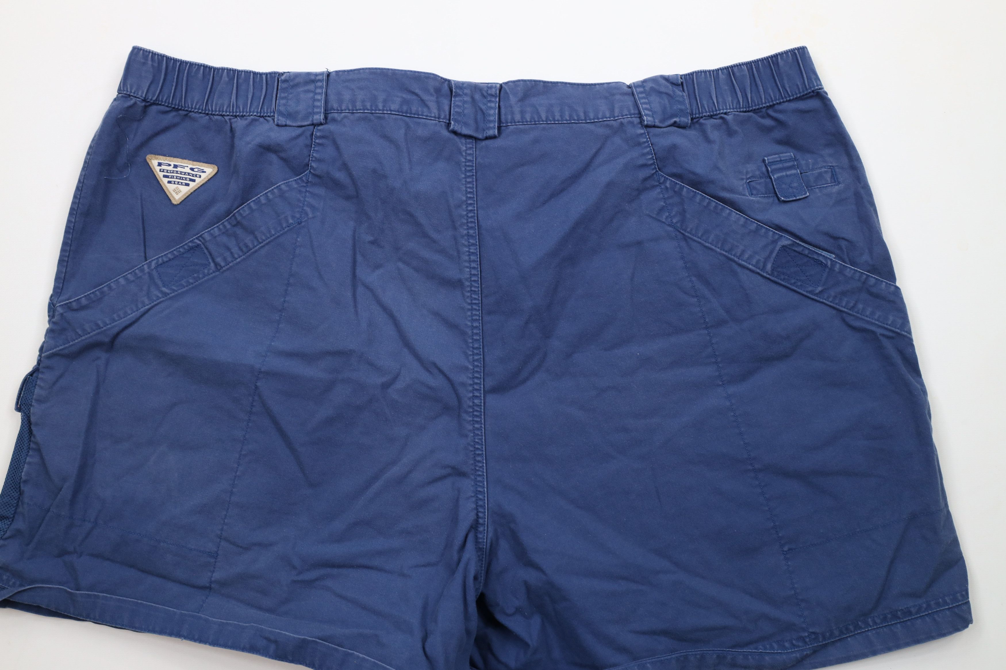 Columbia × Vintage Vintage Columbia PFG Spell Out Above Knee Cargo Shorts Blue Size US 40 / EU 56 - 9 Thumbnail