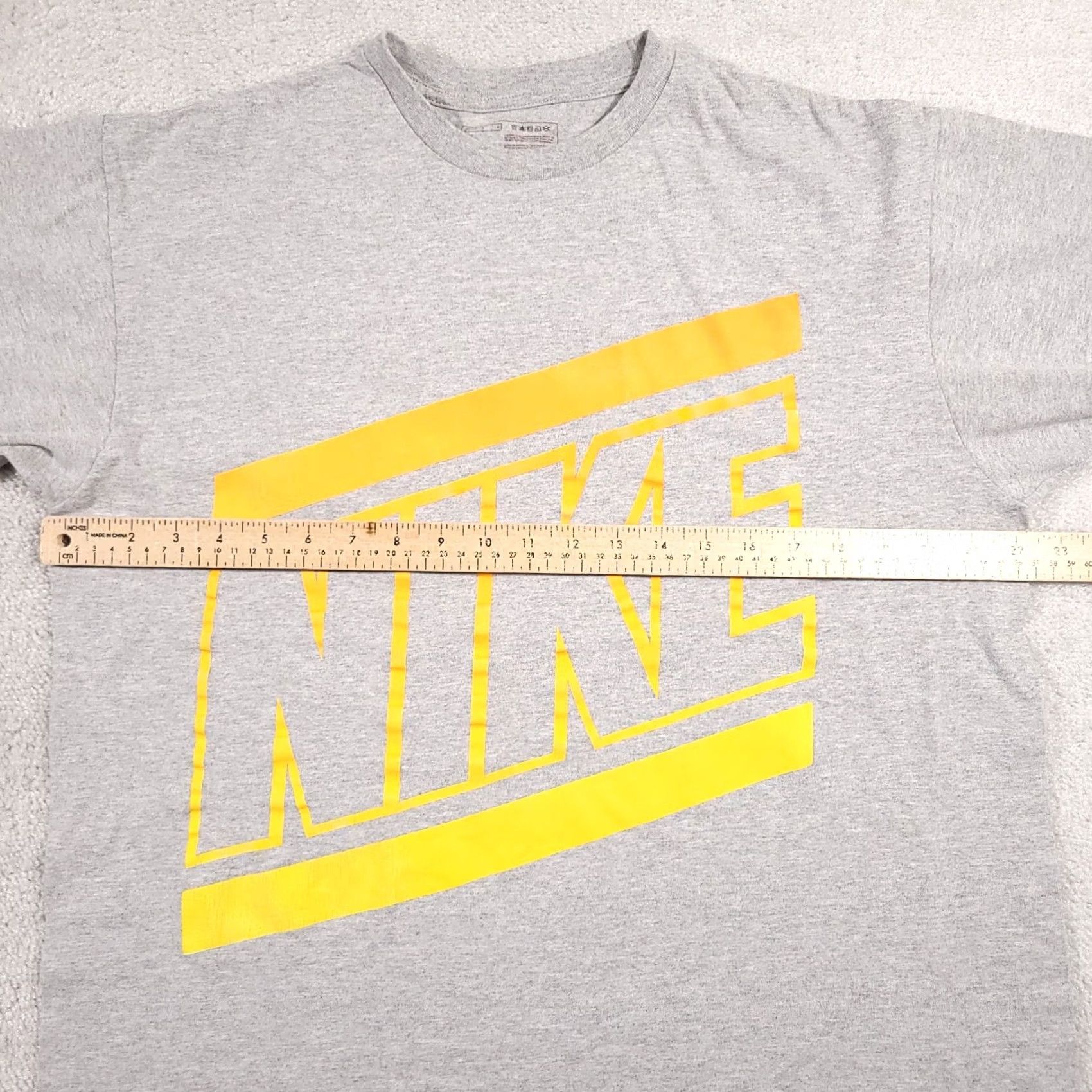Nike Nike Big Logo Spellout Gray Men’s Large Y2K Athletic Graphic T-Shirt Tee Size US L / EU 52-54 / 3 - 6 Thumbnail