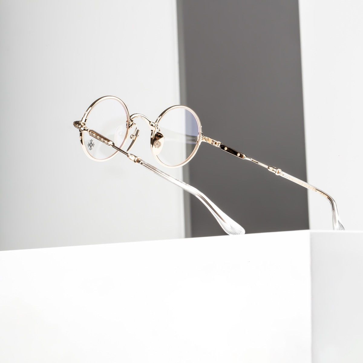 Chrome Hearts CHROME HEARTS EDITH F. CRYSTAL/GOLD PLATED GLASSES Size ONE SIZE - 7 Thumbnail