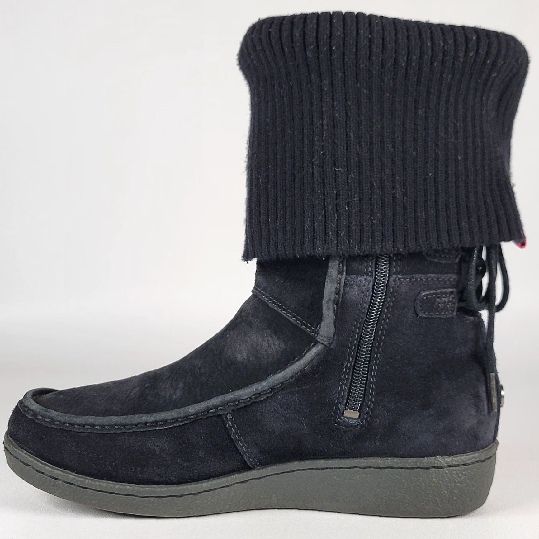 The North Face VINTAGE? Wait, item is not vintage. The North Face Boots Women Black Suede Waterproof 8/38 Casual Travel Flat Heel Zip Closed Toe The North Face K228 Size US 8 / IT 38 - 4 Thumbnail