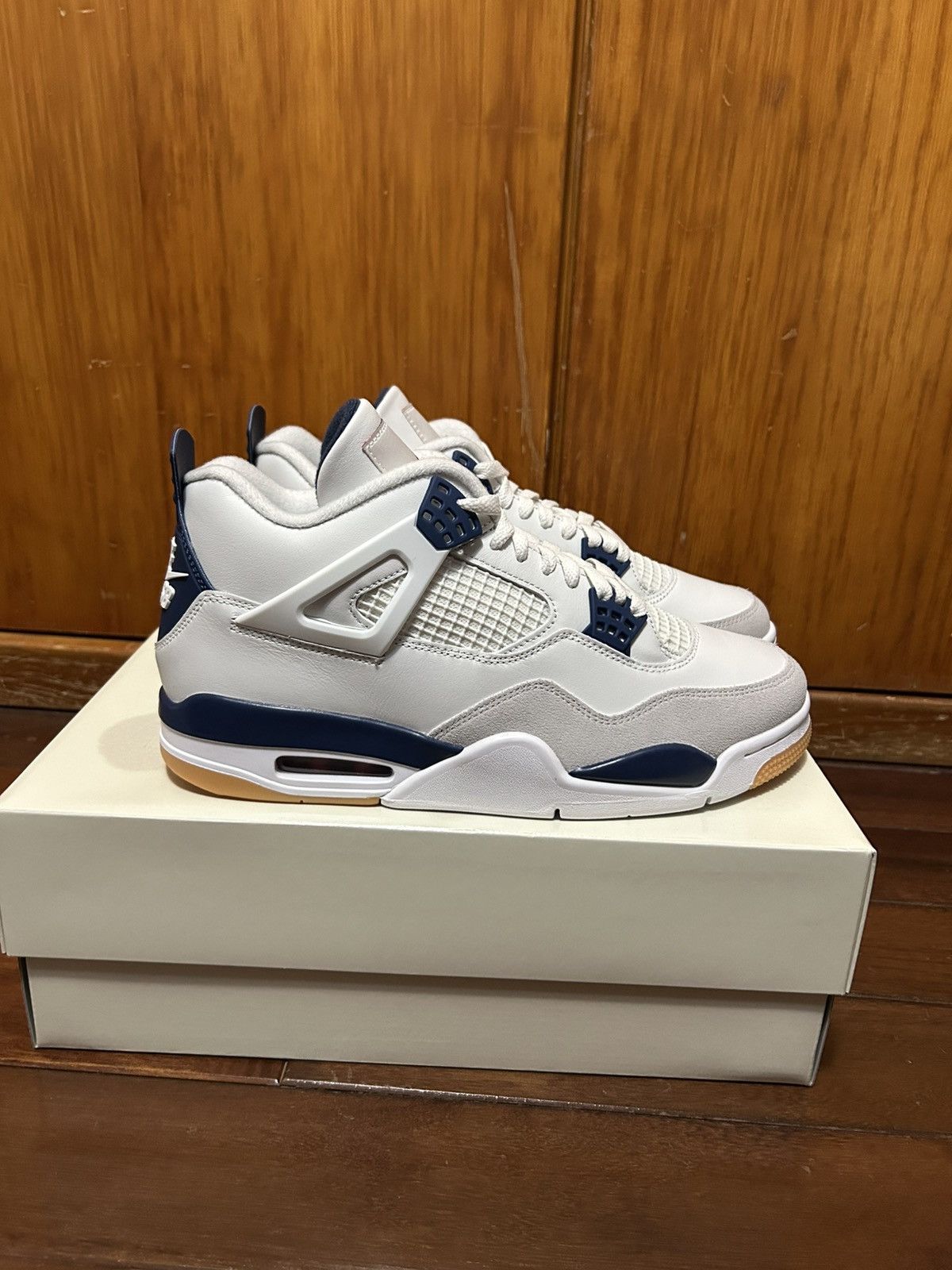 Jordan Brand Jordan 4 SB Navy Size US 10.5 / EU 43-44 - 1 Thumbnail