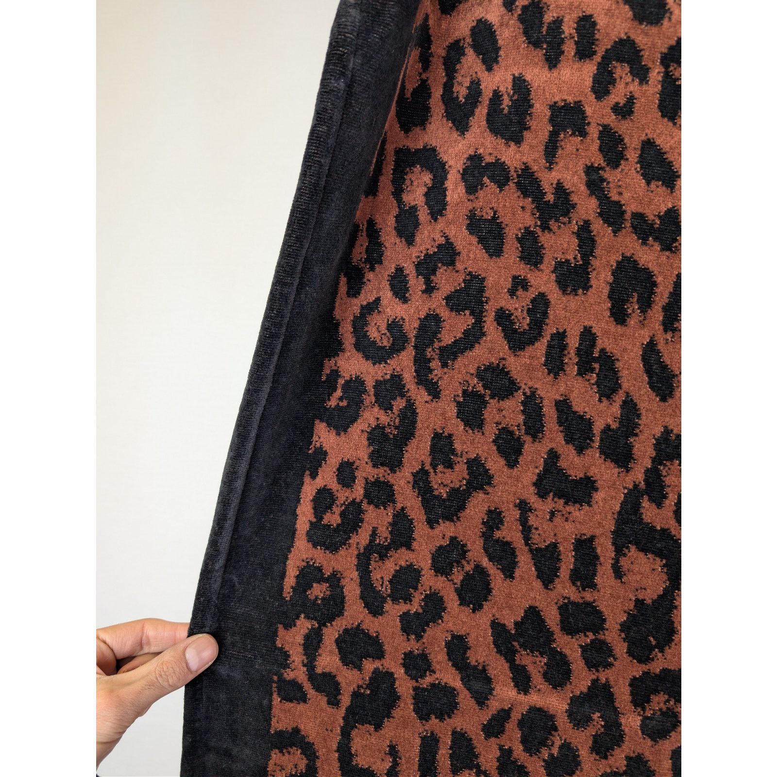 Tom Ford o1rshd1 Size: OS / Towel Towel In Leopard Brown Size ONE SIZE - 5 Thumbnail