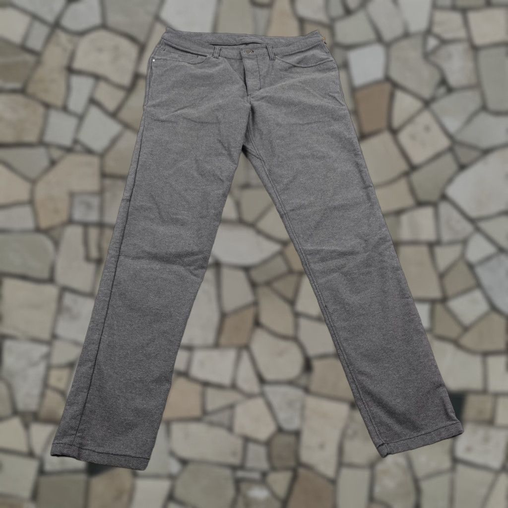 Lululemon LULULEMON 34 Gray ABC Chino Pants Mens Regular Fit Performance Straight Size US 34 / EU 50 - 1 Thumbnail