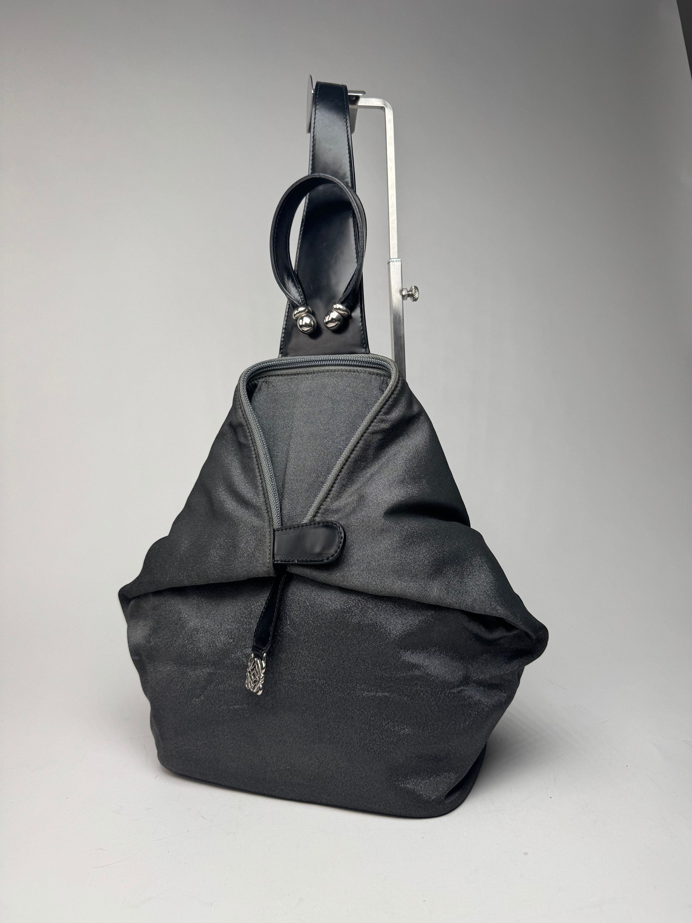 Vintage Madrid Leather Crossbody Bag / Backpack