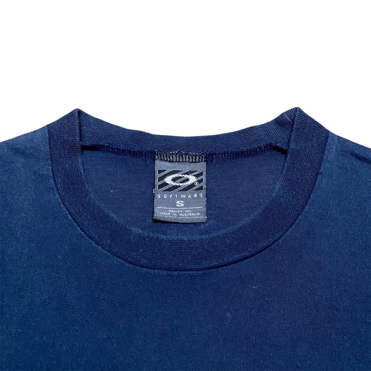 Oakley Rare‼️🔥Vintage Oakley Software Center Logo T-Shirt Size US M / EU 48-50 / 2 - 4 Thumbnail