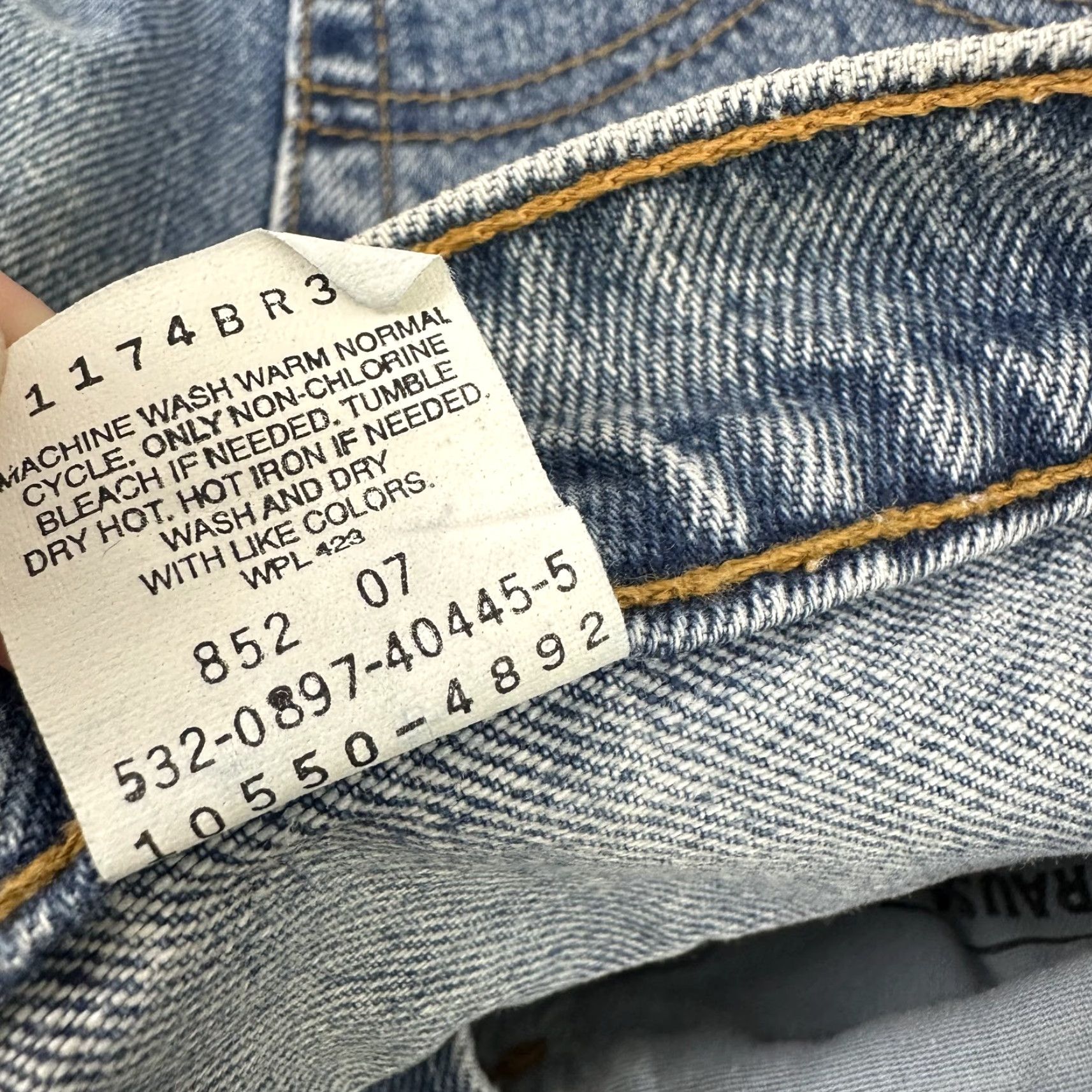 Levi's VINTAGE Levi's 550 Jeans - Denim Tapered - 28x32.5 - Blue - Womens Size 9 Jr Long - 90s Retro USA - Relaxed Fit Junior Regular Size 30" / US 8 / IT 44 - 5 Thumbnail