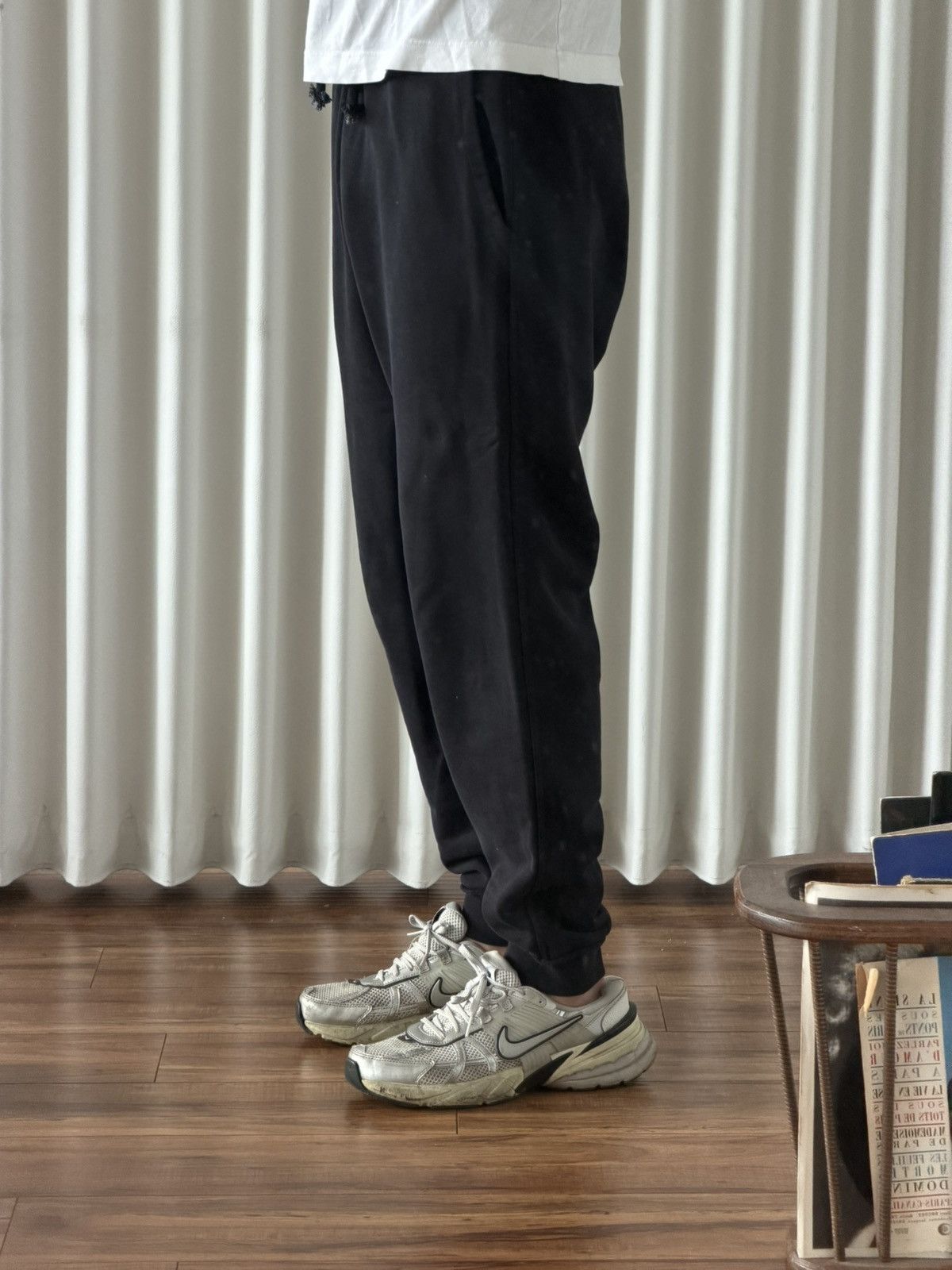 Maison Margiela Maison Margiela “Stereotype” Black Sweatpants Size US 30 / EU 46 - 2 Thumbnail