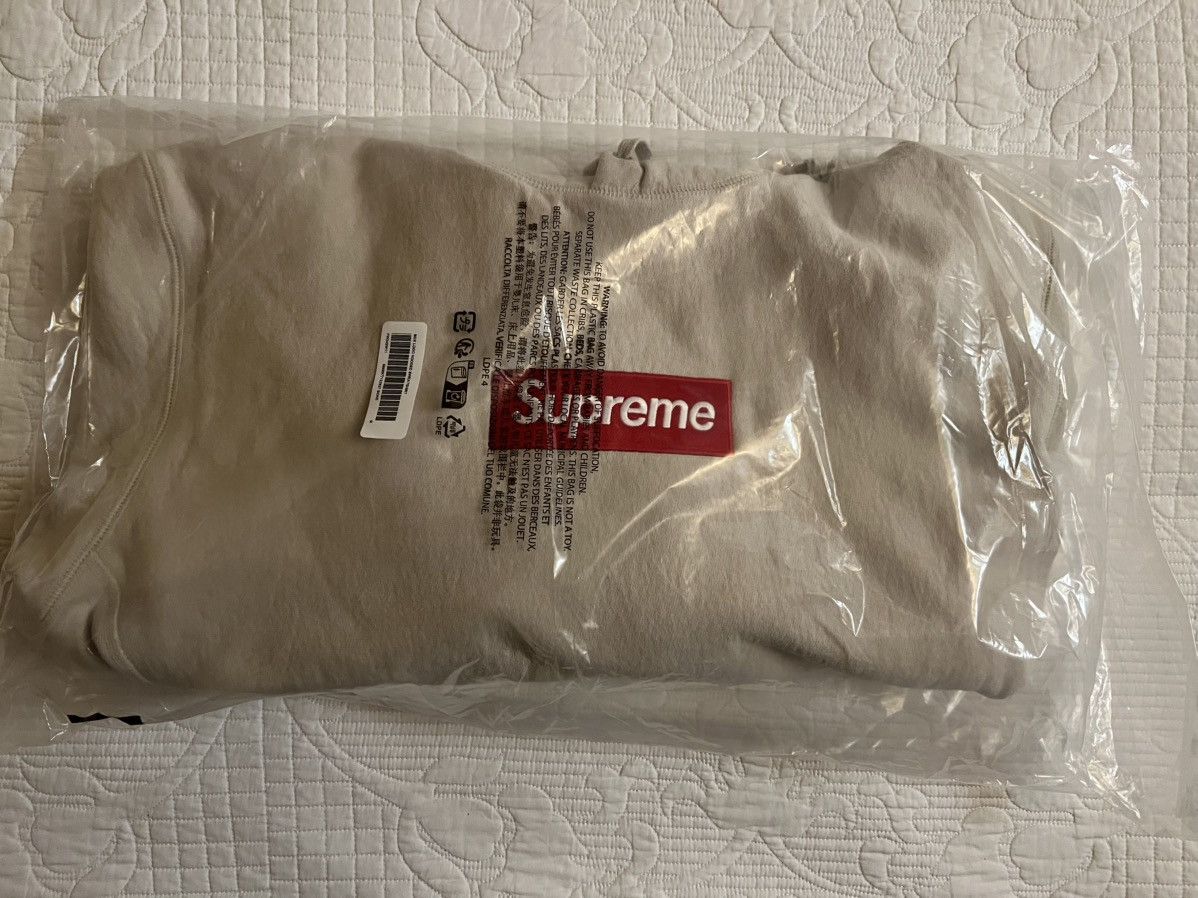 Supreme Suprem Box Logo Hoodie Bone size M Size US M / EU 48-50 / 2 - 1 Thumbnail