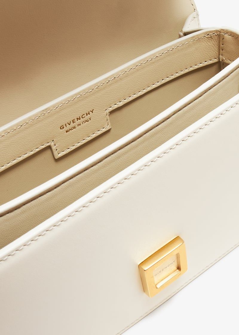 Givenchy o1w1db10525 Size: OS/4G Small Sliding Chain Bag in White Size ONE SIZE - 4 Thumbnail