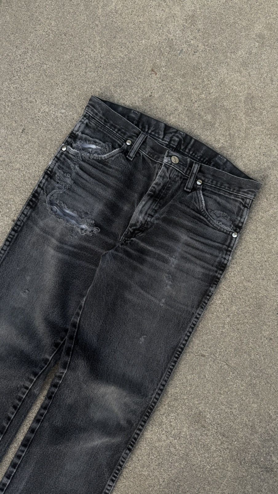 Vintage Thrashed vintage wranglers Size US 29 - 2 Thumbnail