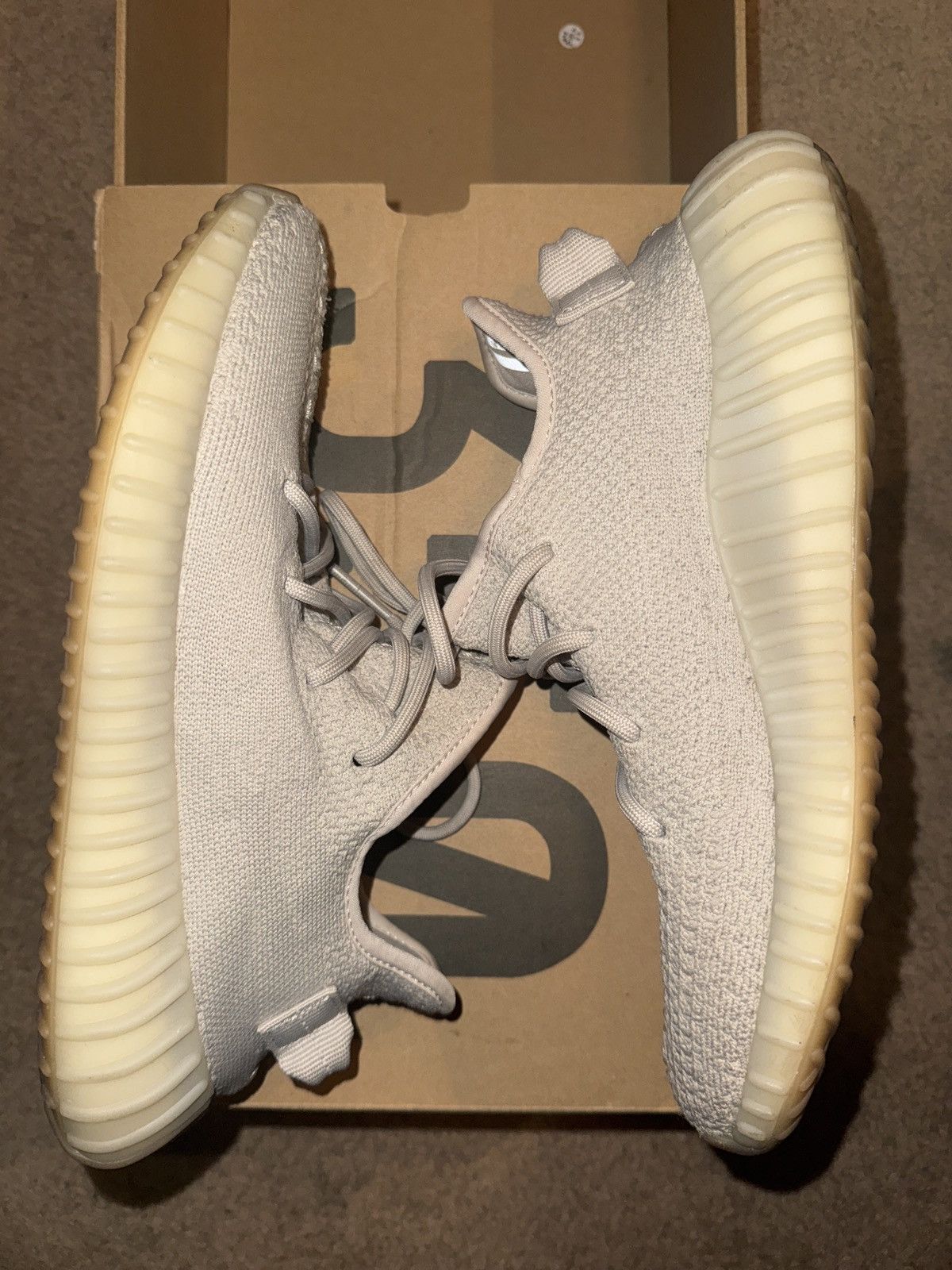 Yeezy Yeezy Boost 350 v2 Sesame Size US 7 / EU 40 - 1 Thumbnail