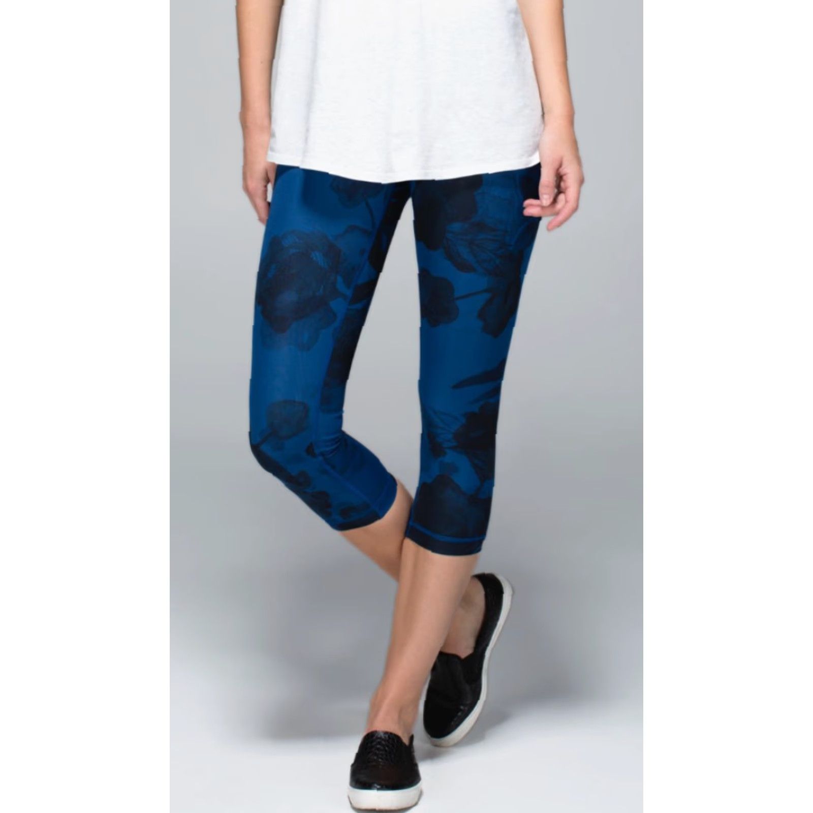 Lululemon Lululemon Wunder Under Pant Full-On Luxtreme Inky Floral Black Inkwell 6 Pant Womens Yoga Slim Skinny 27in 31in Inseam Multicolor 2010-2019 Size 28" / US 6 / IT 42 - 2 Thumbnail