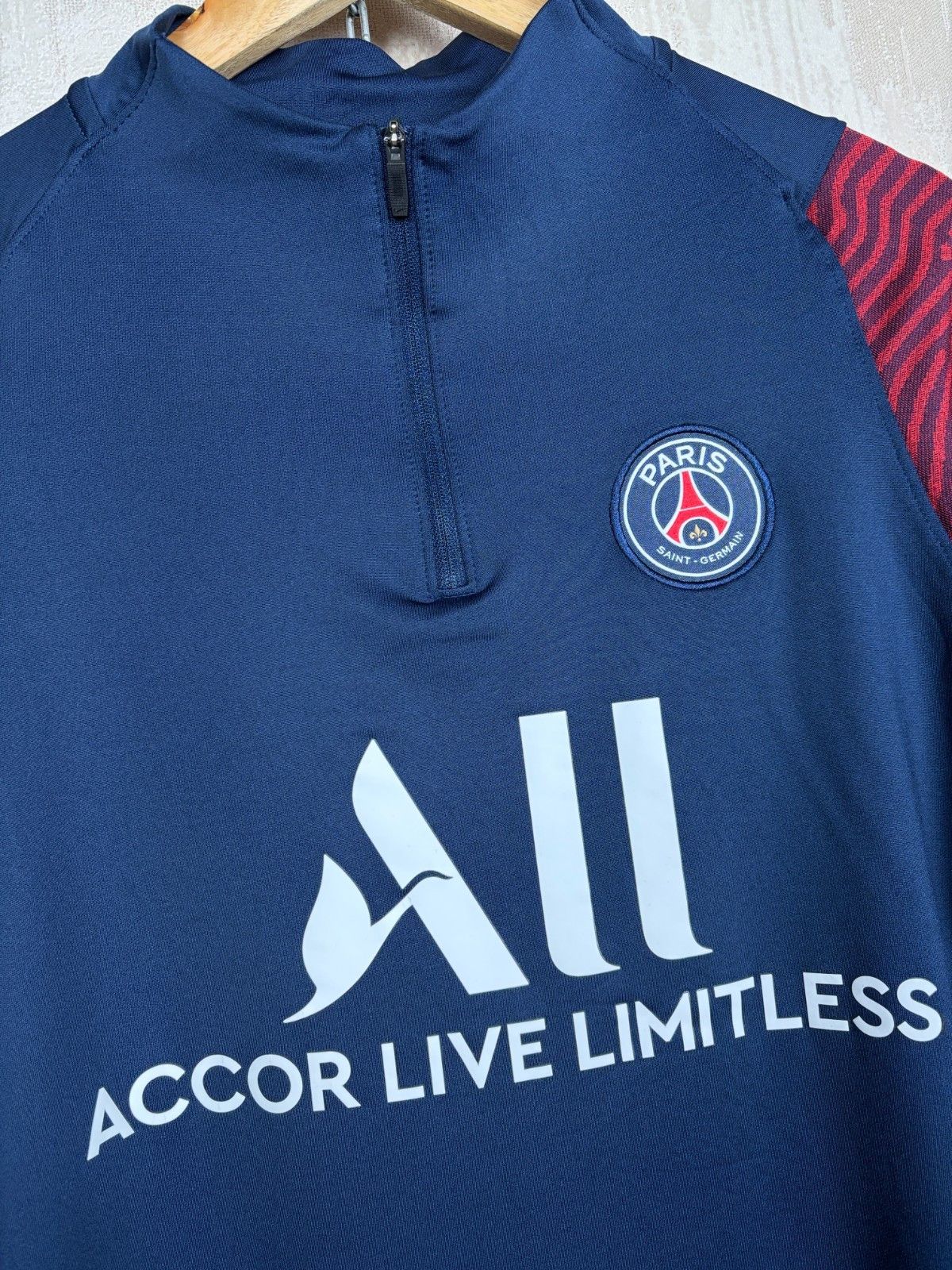 Nike Paris Saint-Germain PSG 2020-21 Nike Dry Strike Dril Top Size US M / EU 48-50 / 2 - 4 Thumbnail