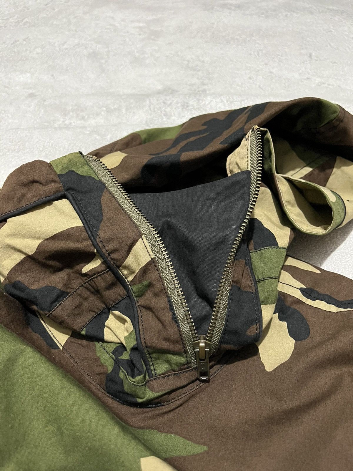 Vintage Native Lounge Camouflage Asymmetrical zip Size US L / EU 52-54 / 3 - 9 Thumbnail