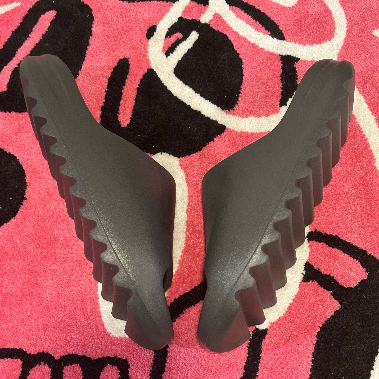 Adidas Adidas Yeezy Slide Dark Onyx - Size 13 - Brand New Size US 13 / EU 46 - 3 Thumbnail