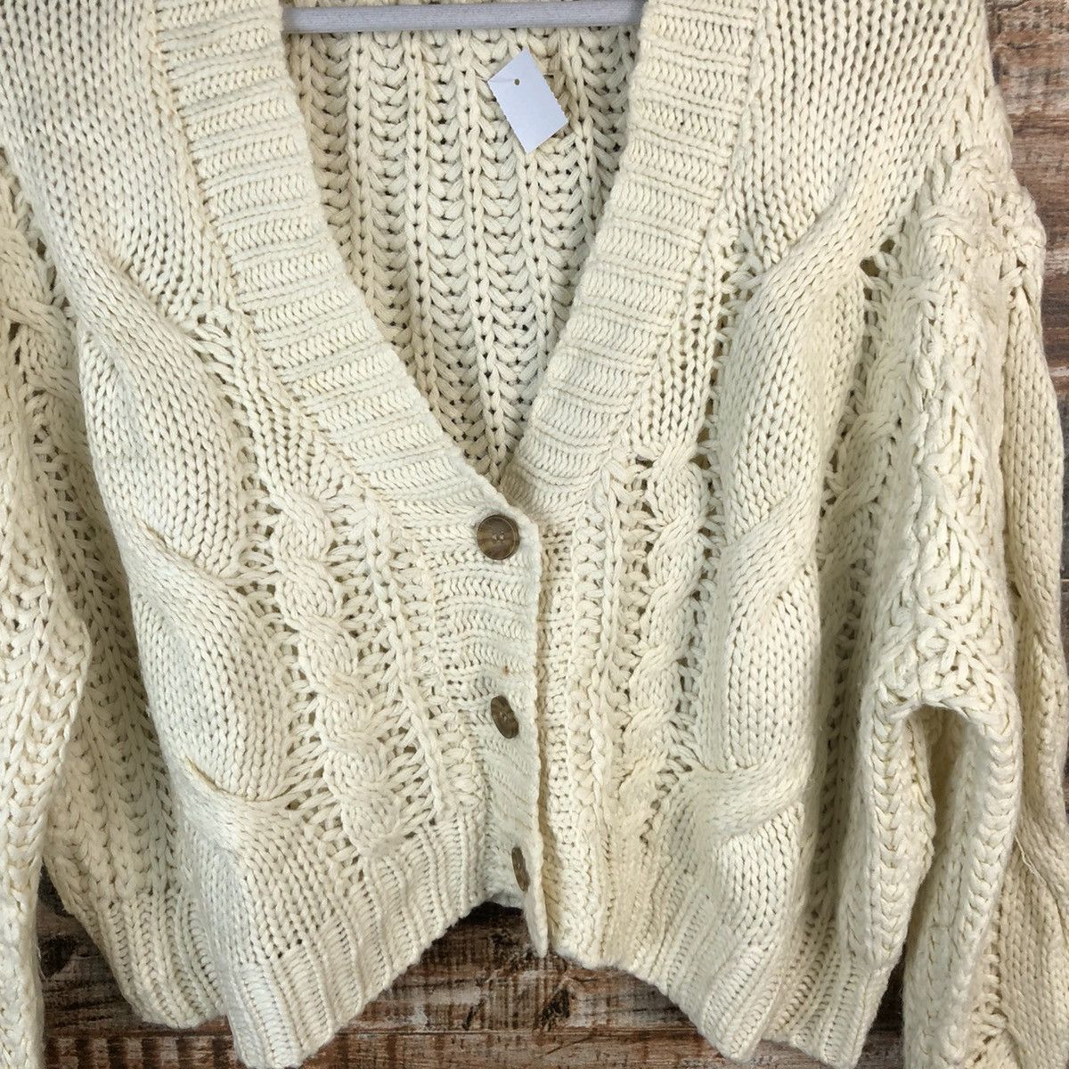 Vintage Emsexcite White Cardigan Knitwear crop top #A1474 Size M / US 6-8 / IT 42-44 - 5 Thumbnail