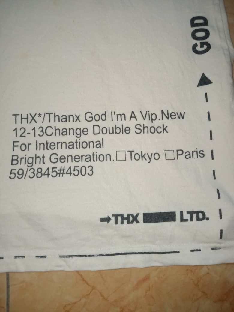 Vintage 90s Distressed Thanx God i'm A VIP made in Japan Tee Size US L / EU 52-54 / 3 - 5 Thumbnail