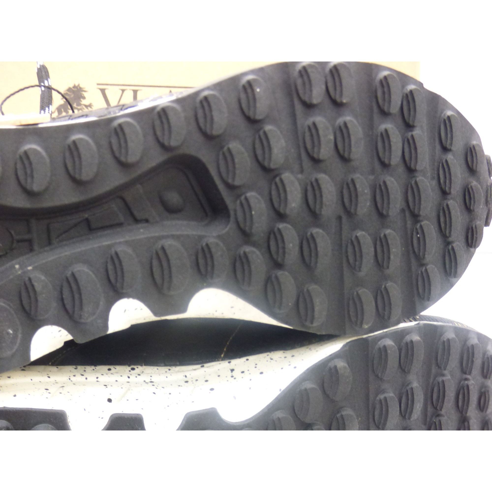 Vlado Vlado Cleo Women’s Sneakers, Black/Gold, Sz. 7 Size US 7 / IT 37 - 7 Thumbnail