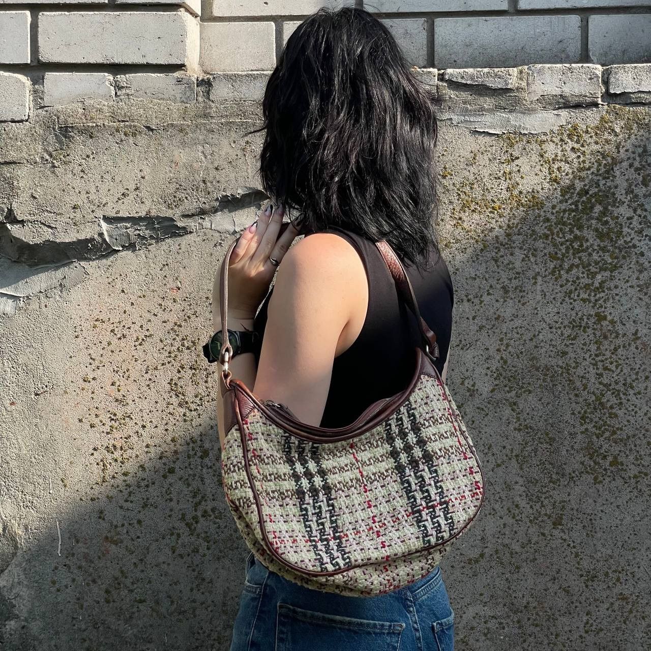 Burberry × Hypebeast Vintage Burberry Hand Bag Woll Y2K 90s Style USA Size ONE SIZE - 1 Thumbnail
