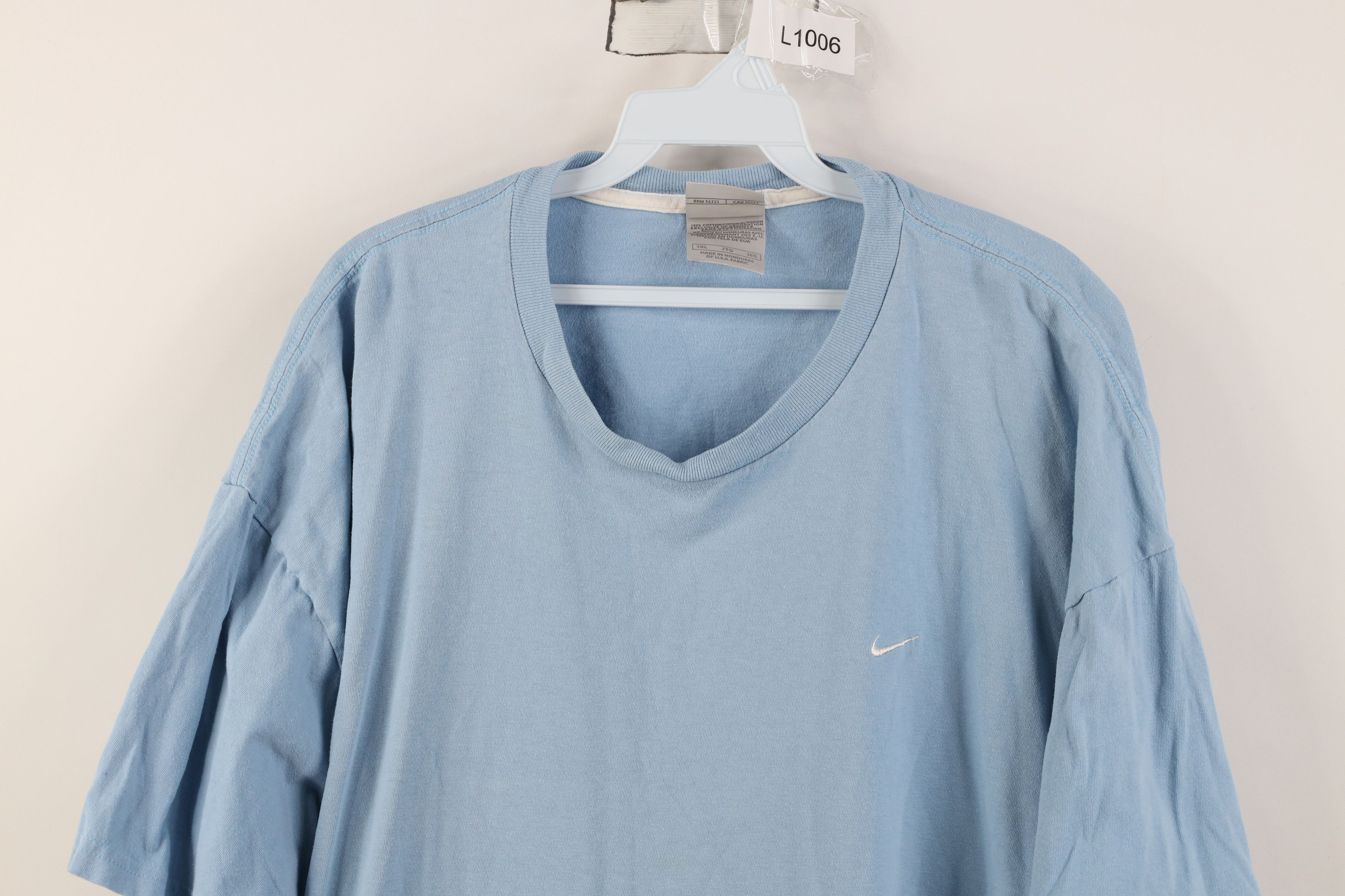 Nike Vintage Nike Scott Mini Swoosh T-Shirt Carolina Blue Cotton Size US XXL / EU 58 / 5 - 2 Thumbnail