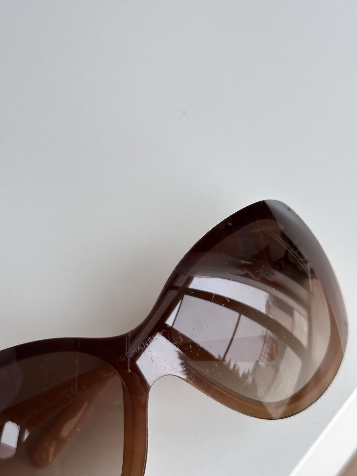 Chanel CHANEL Oval CC Camellia Logo Beige Sunglasses 6032 Size ONE SIZE - 9 Thumbnail