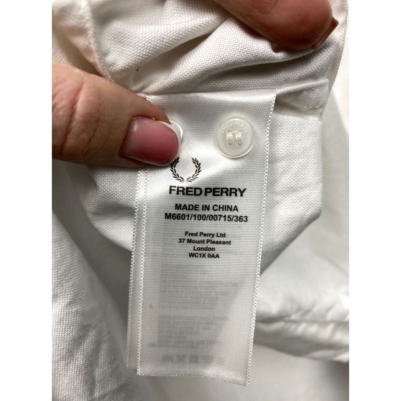 Fred Perry Fred Perry Mens Short Sleeve Shirt L White Cotton Embroidered Button-Up Shirt Size US L / EU 52-54 / 3 - 5 Thumbnail