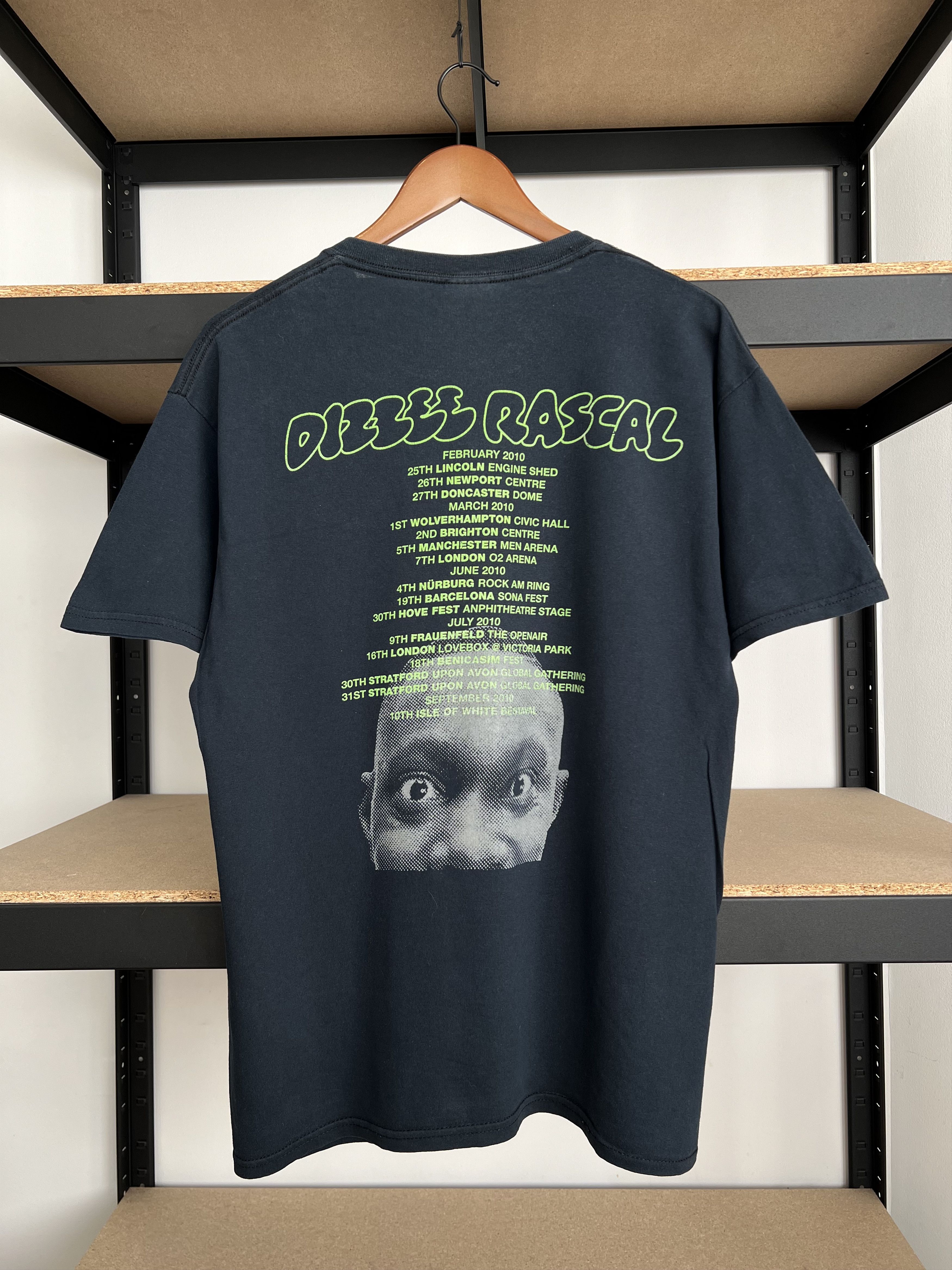 Band Tees Vintage 2010 Dissel Rascal Tour Rap Black T-shirt Size US M / EU 48-50 / 2 - 2 Thumbnail